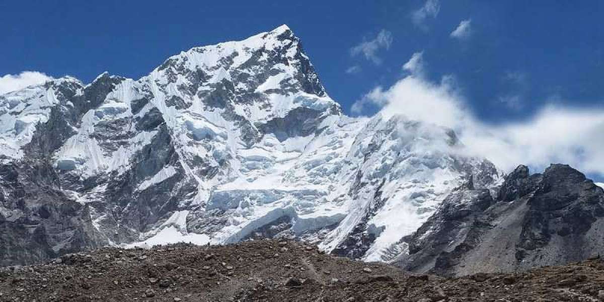 A Once-in-a-Lifetime Journey - Exploring Everest Base Camp Trek