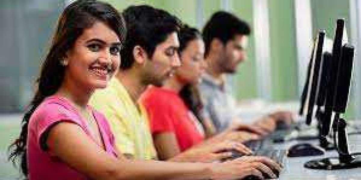 How a Computer Course Can Boost Your Career Prospects?
