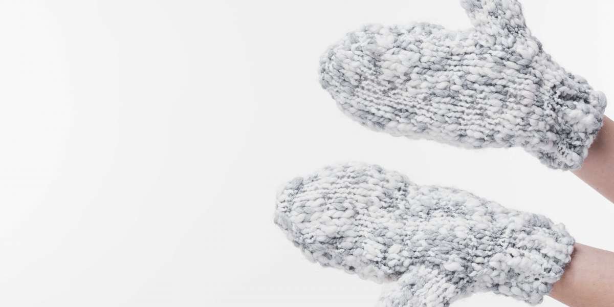 The Comprehensive Guide to Choosing the Best Woollen Gloves