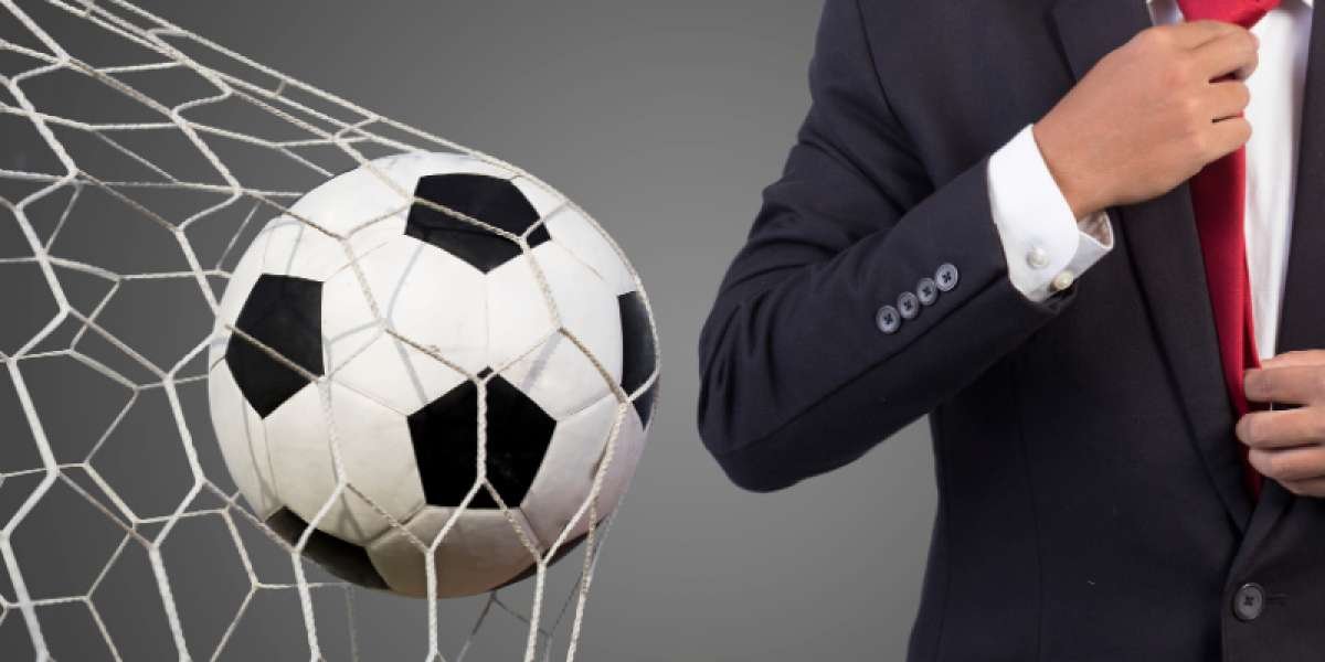 Kickstart Your Career in Sports Business Management