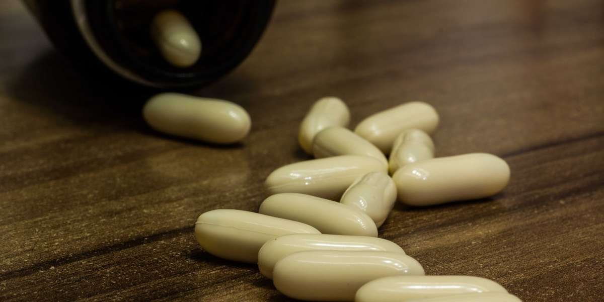 Can Biotin Supplements Help with Alopecia?