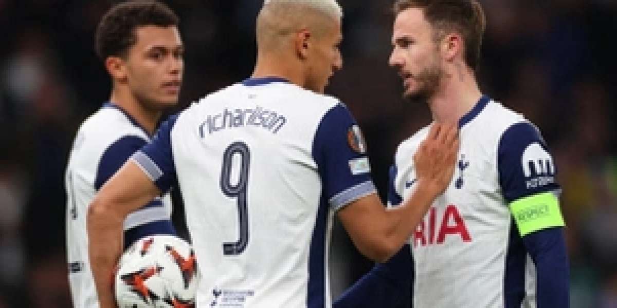 HLV Postecoglou không bận tâm có trận tranh đá penalty của Spurs